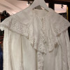 Blouse vintage dentelle frou frou TS