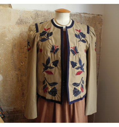 Veste Escada brodée taille 38