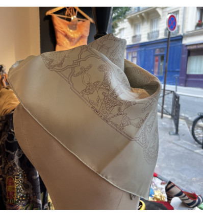 Carré Hermes vintage splendeur du marahavas