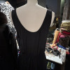 Robe mousseline de soie vintage noir plissé T34