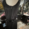 Robe mousseline de soie vintage noir plissé T34
