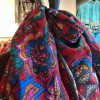 Chale Yves Saint-Laurent vintage russe fleurs