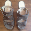 Paire de sandales PRADA