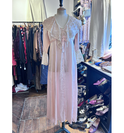Deshabillé en satin de soie et dentelle années 20