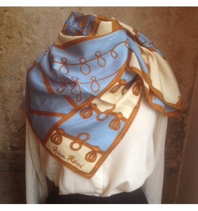 Carre NINA RICCI vintage