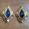 Paire de clips Yves Saint-Laurent vintage